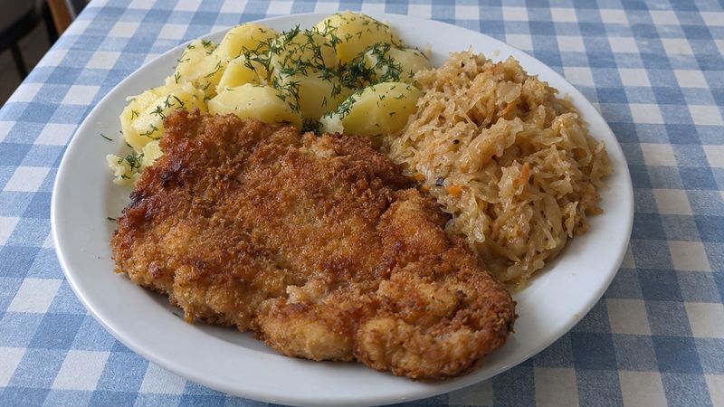 Kotlet schabowy served in a Polish milk bar