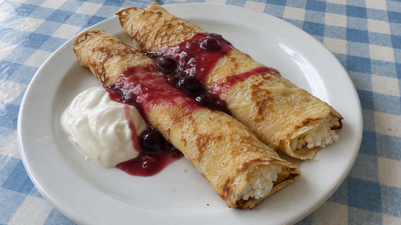 Naleśniki z serem served in a Polish milk bar