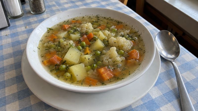 Zupa jarzynowa served in a Polish milk bar